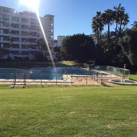 Apartamento Large And Elegant In Puerto Banus With Pools And Paddle Marbella Exterior foto
